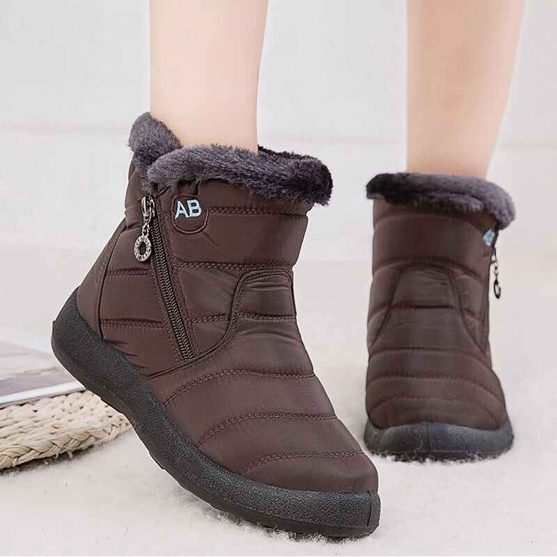 Bota Feminina Ankle forrada a mão
